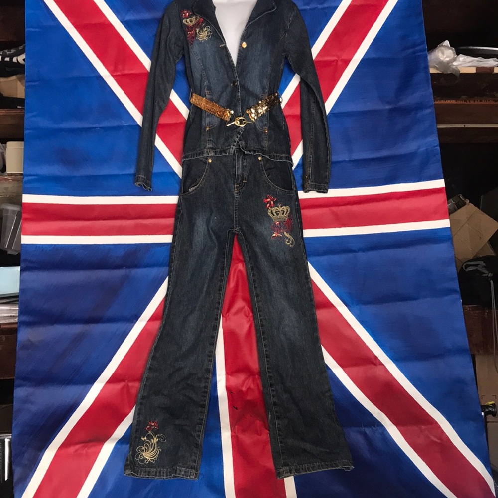 NWT girls jeans 👖  2 pcs set size 14/15 💕💕💕💕